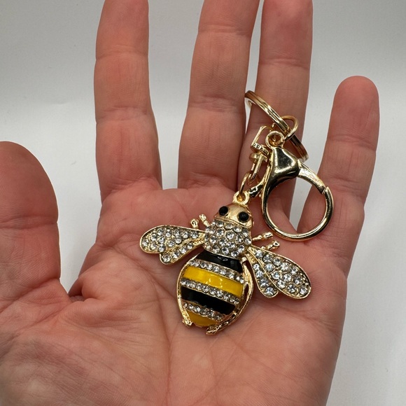 Sparkly Honeybee Keychain - Picture 6 of 8